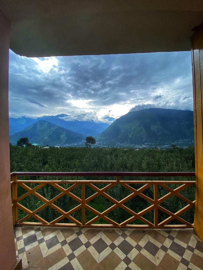 Pine Tower Inn Manali  Ngoại thất bức ảnh