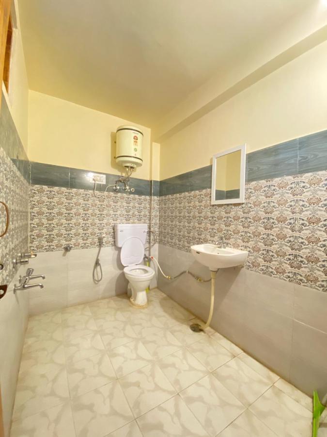 Pine Tower Inn Manali  Ngoại thất bức ảnh
