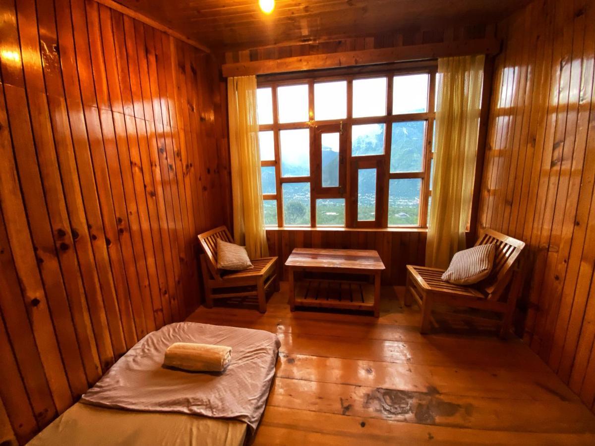Pine Tower Inn Manali  Ngoại thất bức ảnh