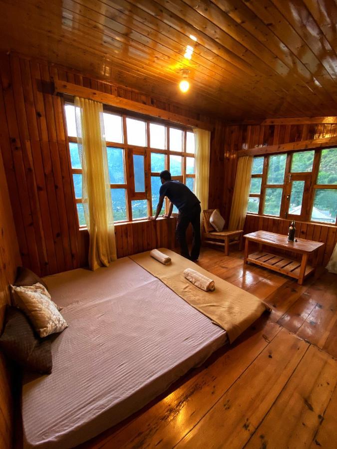 Pine Tower Inn Manali  Ngoại thất bức ảnh